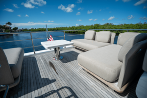 60FT (18.29M) AZIMUT