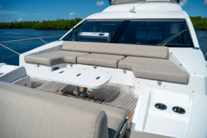 60FT (18.29M) AZIMUT