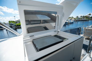 60FT (18.29M) AZIMUT