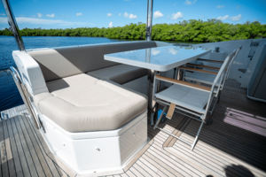 60FT (18.29M) AZIMUT