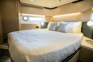 60FT (18.29M) AZIMUT