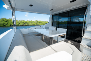 60FT (18.29M) AZIMUT