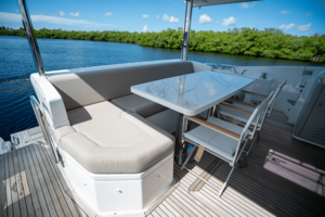 60FT (18.29M) AZIMUT