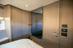 60FT (18.29M) AZIMUT
