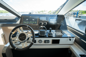 60FT (18.29M) AZIMUT