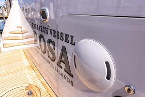 Research vessel 