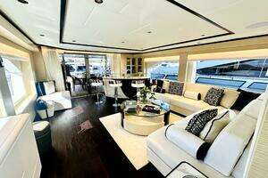 2024 Majesty Yachts 120 thumbnail 9