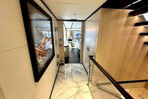 2024 Majesty Yachts 120 thumbnail 18