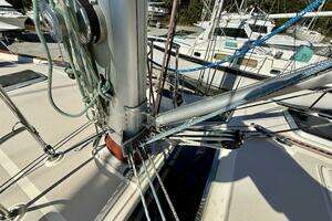 2005 Island Packet 485 thumbnail 16