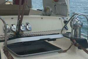 2005 Island Packet 485 thumbnail 7