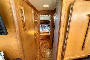2005 Island Packet 485 thumbnail 28