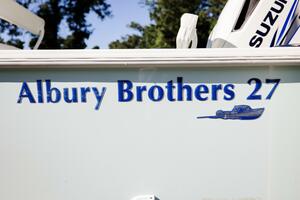 27ft Albury Brothers Yacht For Sale