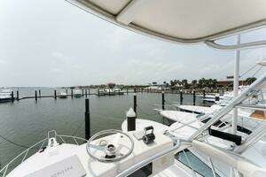 2009 Viking 45 Open thumbnail 28