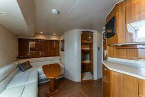 2009 Viking 45 Open thumbnail 5
