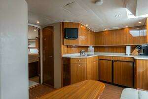 2009 Viking 45 Open thumbnail 4