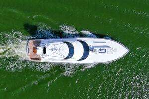 2016 Viking 92 Enclosed Bridge thumbnail 6