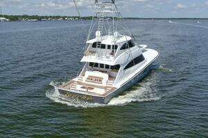 2016 Viking 92 Enclosed Bridge thumbnail 81