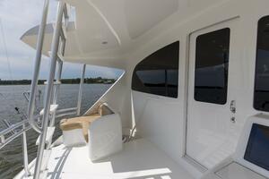 2016 92 Viking Enclosed Bridge Touche Bridge Deck