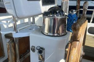 Miss Scarlet 44ft Hardin Yacht For Sale