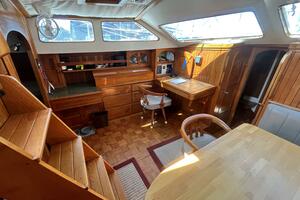 Miss Scarlet 44ft Hardin Yacht For Sale