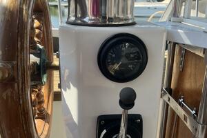 Miss Scarlet 44ft Hardin Yacht For Sale