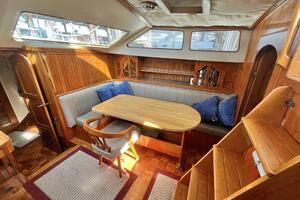 Miss Scarlet 44ft Hardin Yacht For Sale