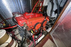 Miss Scarlet 44ft Hardin Yacht For Sale