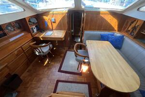 Miss Scarlet 44ft Hardin Yacht For Sale