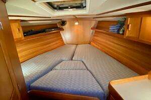 2001 J Boats J 46 thumbnail 9
