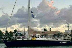 2001 J Boats J 46 thumbnail 1