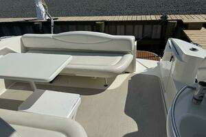 2002 Sea Ray 360 Sundancer thumbnail 7