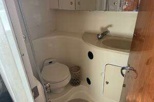 2002 Sea Ray 360 Sundancer thumbnail 33