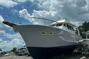 1983 Hatteras thumbnail 3