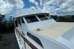 1983 Hatteras thumbnail 13