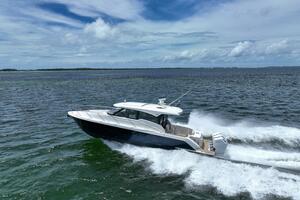 2024 Tiara Yachts 48LE- LADY OGEA- Profile
