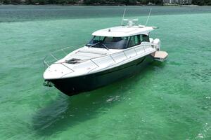 2024 Tiara Yachts 48LE- LADY OGEA- Profile