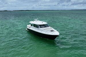 2024 Tiara Yachts 48LE- LADY OGEA- Profile