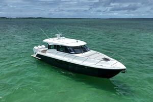 2024 Tiara Yachts 48LE- LADY OGEA- Profile