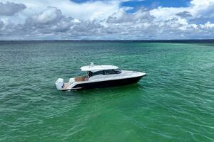  2024 Tiara Yachts 48LE- LADY OGEA- Profile