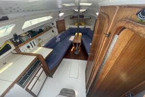 Black Dog 27ft Catalina Yacht For Sale