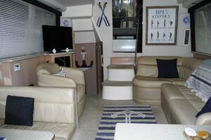 44ft Carver Yacht For Sale