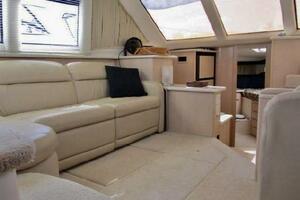 44ft Carver Yacht For Sale