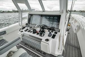 43FT (13.11M) INVINCIBLE