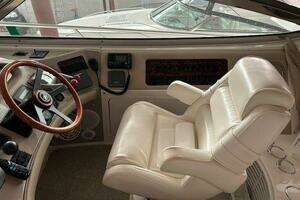 1998 Sea Ray 540 Sundancer thumbnail 24