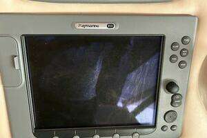 1998 Sea Ray 540 Sundancer thumbnail 35