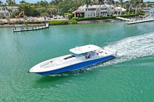 65FT (19.81M) HCB Worth Avenue Yachts