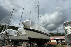 39ft Trident Yacht For Sale