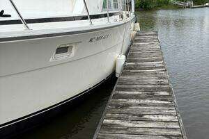 1977 Bertram 42 Motor Yacht thumbnail 5