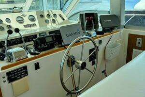1977 Bertram 42 Motor Yacht thumbnail 22