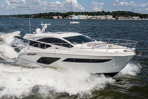 56FT (17.15M) SEA RAY yacht for sale